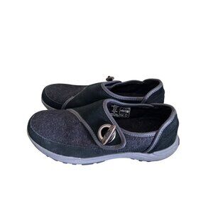 Womens Lands End Black & Grey Felt Slip-On Shoes With Buckle Accent Size 6.5B EU